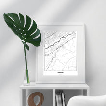 Lade das Bild in den Galerie-Viewer, Ansfelden Light Poster - Minimal - Vorschau in einem hellen Zimmer auf Möbel positioniert
