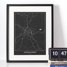 Lade das Bild in den Galerie-Viewer, Feldkirchen in Kärnten Dark Poster - Minimal - Vorschau vor weißer Wand zusammen mit Dekoartikeln