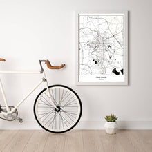 Lade das Bild in den Galerie-Viewer, Halle (Saale) Light Poster - Minimal - Vorschau in einem hellen Zimmer mit Fahrrad an Wand angelehnt