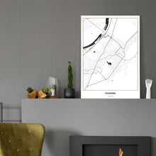 Lade das Bild in den Galerie-Viewer, Hohenems Light Poster - Minimal - Vorschau in einem eleganten Zimmer mit Kamin und grauer Wandfarbe