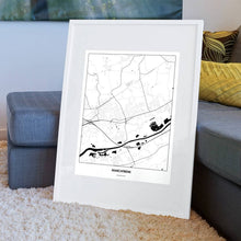 Lade das Bild in den Galerie-Viewer, Marchtrenk Light Poster - Minimal - Vorschau am Boden auf Couch angelehnt in einem Wohnzimmer