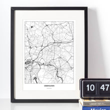 Lade das Bild in den Galerie-Viewer, Oberhausen Light Poster - Minimal - Vorschau vor weißer Wand zusammen mit Dekoartikeln