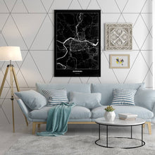 Lade das Bild in den Galerie-Viewer, Regensburg Dark Poster - Minimal - Vorschau in einem hell eingerichtetem Wohnzimmer