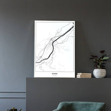 Lade das Bild in den Galerie-Viewer, Schwaz Light Poster - Minimal - Vorschau in einem eleganten Zimmer mit Sessel und grauer Wand