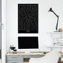 Lade das Bild in den Galerie-Viewer, Centuripe Dark Poster - Minimal - Vorschau über Schreibtisch vor einer weißen Wand
