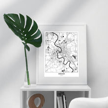 Lade das Bild in den Galerie-Viewer, Düsseldorf Light Poster - Minimal - Vorschau in einem hellen Zimmer auf Möbel positioniert
