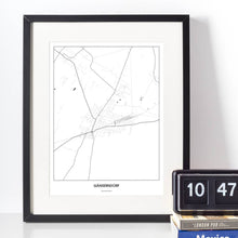 Lade das Bild in den Galerie-Viewer, Gänserndorf Light Poster - Minimal - Vorschau vor weißer Wand zusammen mit Dekoartikeln

