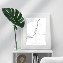 Lade das Bild in den Galerie-Viewer, Sankt Johann im Pongau Light Poster - Minimal - Vorschau in einem hellen Zimmer auf Möbel positioniert
