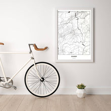 Lade das Bild in den Galerie-Viewer, Solingen Light Poster - Minimal - Vorschau in einem hellen Zimmer mit Fahrrad an Wand angelehnt
