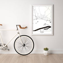 Lade das Bild in den Galerie-Viewer, Stockerau Light Poster - Minimal - Vorschau in einem hellen Zimmer mit Fahrrad an Wand angelehnt

