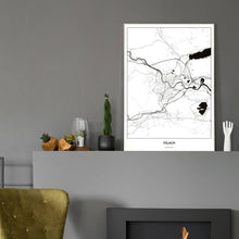 Lade das Bild in den Galerie-Viewer, Villach Light Poster - Minimal - Vorschau in einem eleganten Zimmer mit Kamin und grauer Wandfarbe
