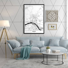 Lade das Bild in den Galerie-Viewer, Wiesbaden Light Poster - Minimal - Vorschau in einem hell eingerichtetem Wohnzimmer
